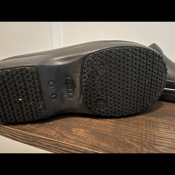 Crocs Neria Pro II Clog. Black. Size 6 - Picture 2 of 5